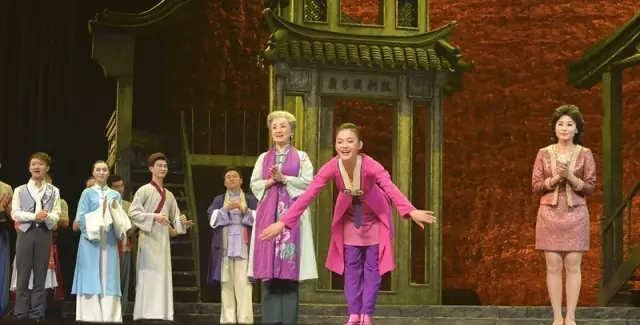 汉调音乐剧《梦@时代》