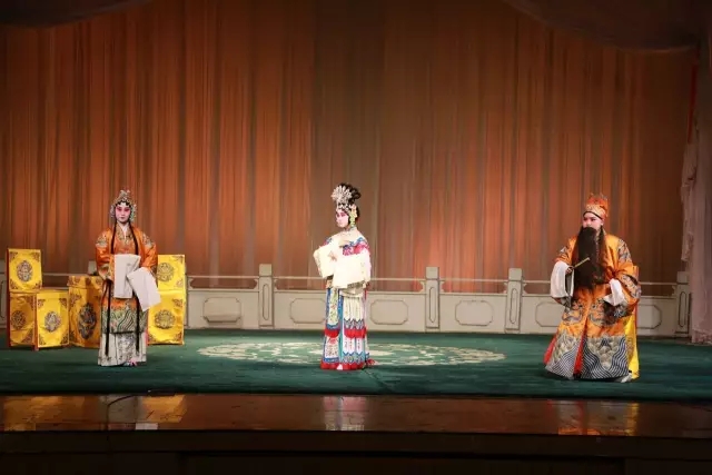 汉剧《打花鼓》