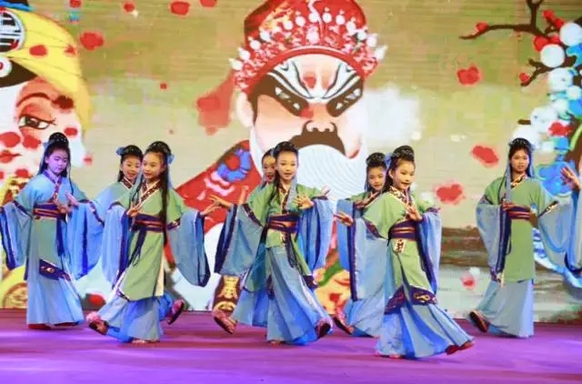 七色光&middot;首期&ldquo;广东汉剧传承幼苗班&rdquo;汇报演出