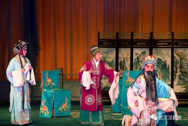 汉剧《岳母刺字》