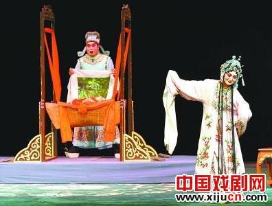 汉剧《玉娘判》全新亮相