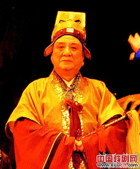 年逾古稀的汉剧老年演员贾振南当&ldquo;绿叶&rdquo;