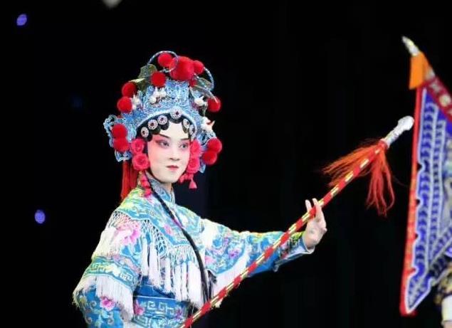 广东汉剧传承研究院&ldquo;南国牡丹&rdquo;剧场演出汉剧名段