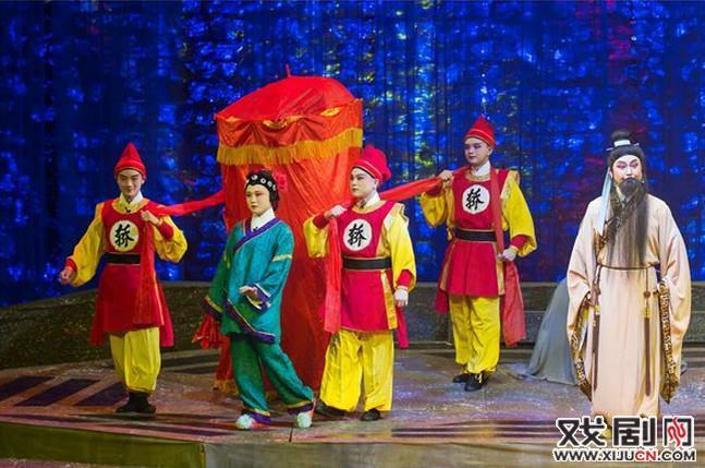 &ldquo;周五有戏&rdquo;演满百场