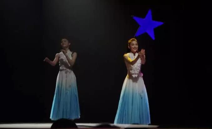 除了谈理想，我们还应谈点别的