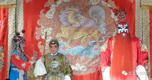 汉剧《演火棍》