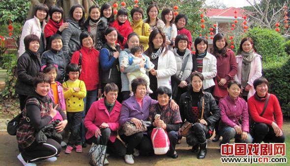 广东汉剧院举行&ldquo;三八&rdquo;丽人行，快乐雁鸣湖