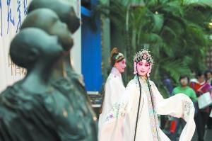 大学生成昆曲主力军