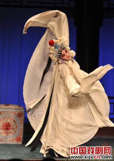 北昆《白蛇传》之断桥、谢幕