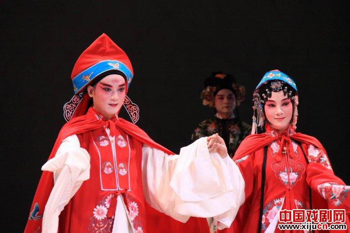 观昆剧《牡丹亭》