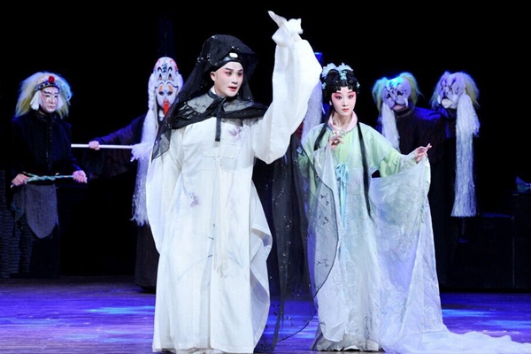 原创大型昆曲《春江花月夜》亮相东南大学