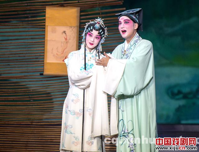 重庆人眼中的昆曲《牡丹亭》