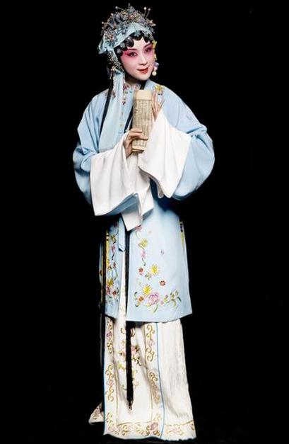 昆曲秀字辈演员杨崑