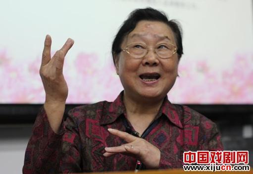 张继青、姚继焜主讲昆曲旦角的表演艺术&mdash;以《牡丹亭》、《烂柯山》为例