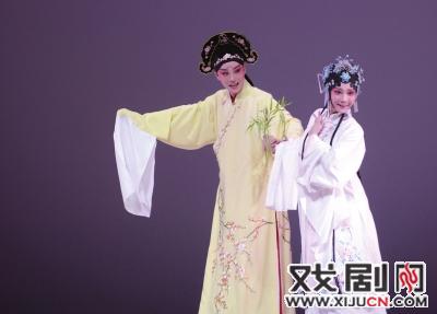 翁佳慧、朱冰贞主演大都版《牡丹亭》梅兰芳大剧院首演