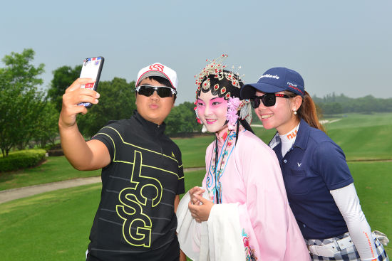 昆剧杜丽娘亮相女子公开赛