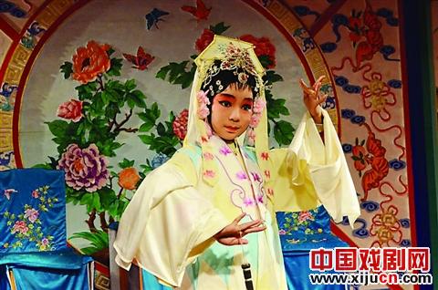 昆曲&ldquo;小梅花&rdquo;逆境中绽放