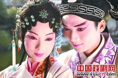 风靡海内外的青春版《牡丹亭》五一来汉