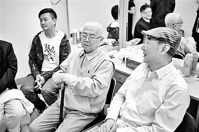 邢岷山回归昆曲与老师合演《长生殿》