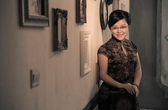 《牡丹亭》记 关于罗小珊的昆曲人物系列作品