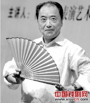 昆曲受年轻人追捧，讲堂全场齐唱昆曲《懒画眉》