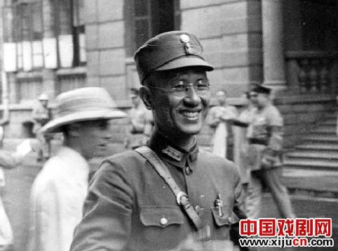 白先勇签售新书《白崇禧将军身影集》