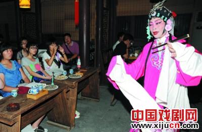 吕成芳昆曲北京高校行