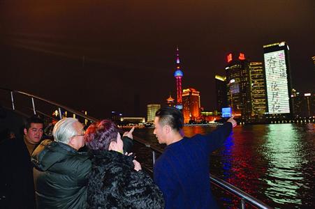 张军为魔都定制&ldquo;当代昆曲&rdquo;