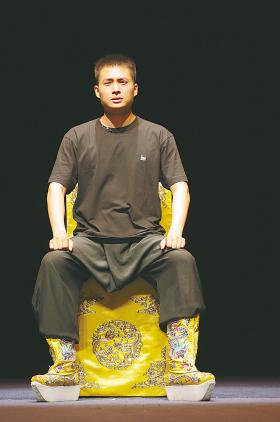 朱鹮,放进笼中还是回归自然