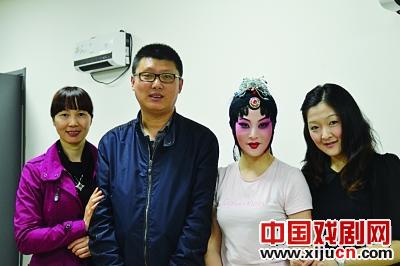 精华版《牡丹亭》亮相北大袁腾飞捧场