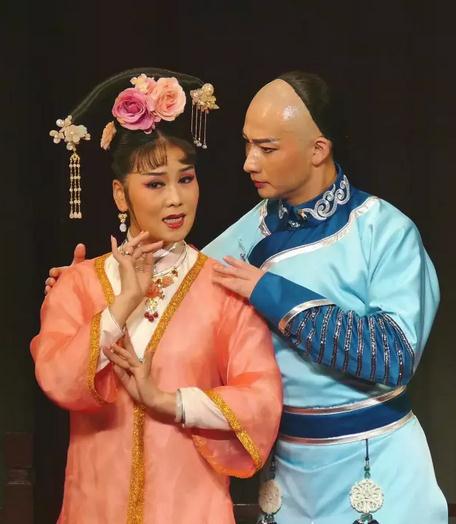 我院2015年研究生创新剧目昆曲《纳兰》演出获得好评