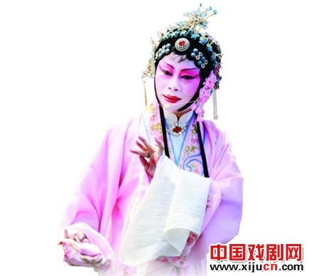 吕成芳:愿将自己化作昆曲中的杜丽娘