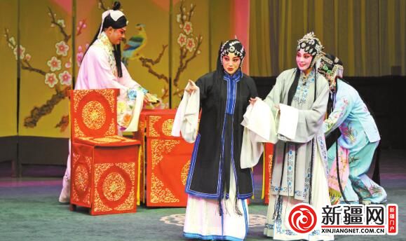 秦腔经典名剧《三滴血》在新中剧院上演