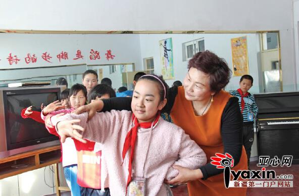 &ldquo;新疆人的一天&rdquo;农民秦剧团演员曹雪艳