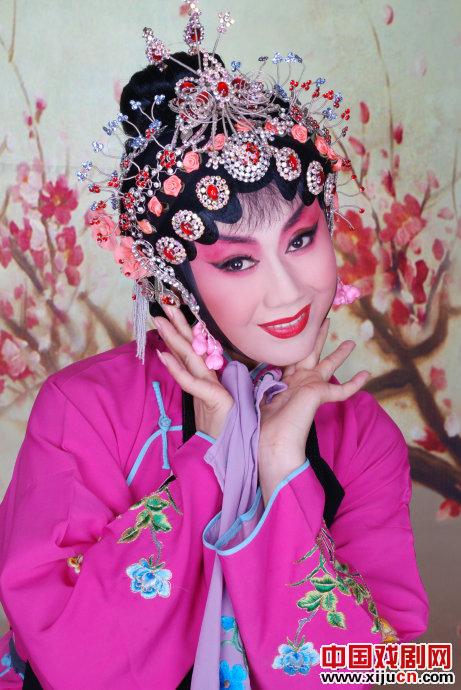 情系舞台 初衷不改&mdash;&mdash;记宁夏著名秦腔&ldquo;梅花奖&rdquo;演员张晓琴