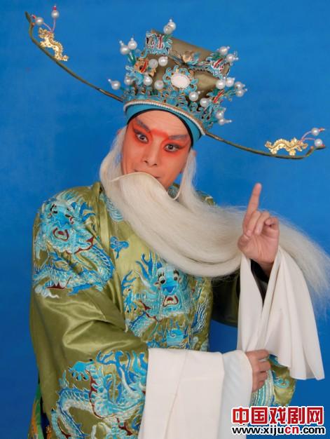静宁县秦剧团著名武须生演员戚贵荣