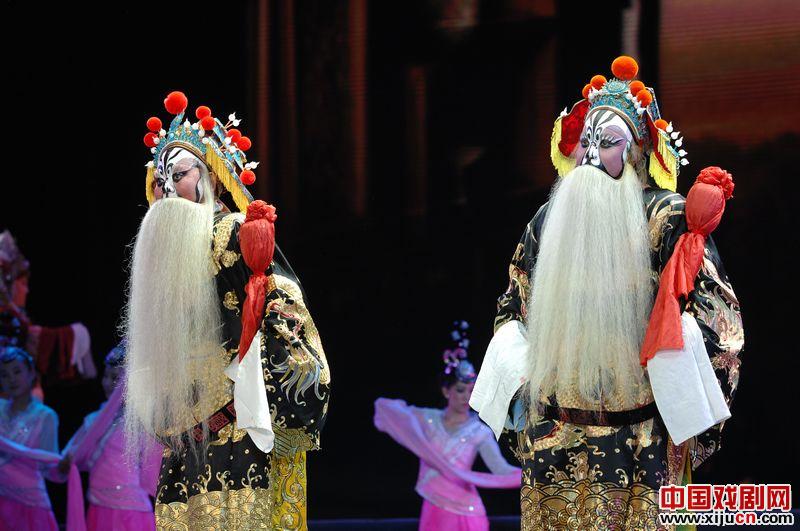 大型主题秦腔史诗剧《易俗社》