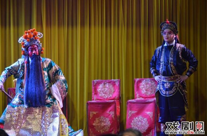 天水市秦腔剧团在北京北普陀演出出五关剧照