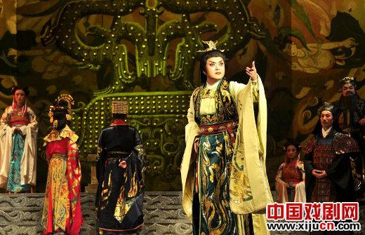 大型历史秦剧《麦积圣歌》亮相济南