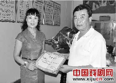 秦腔名家仝凤琴商演变义演