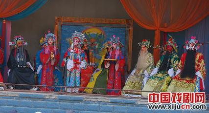 千年大秦腔陶醉古稀人