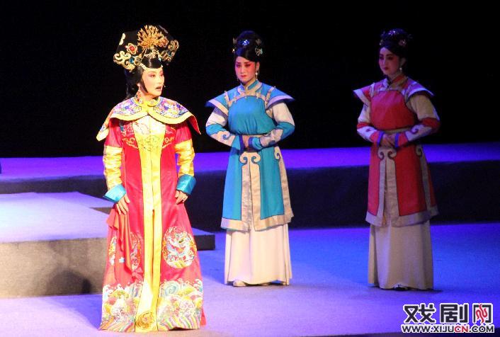 新编秦腔历史剧《庄妃与多尔衮》在沪演出成功