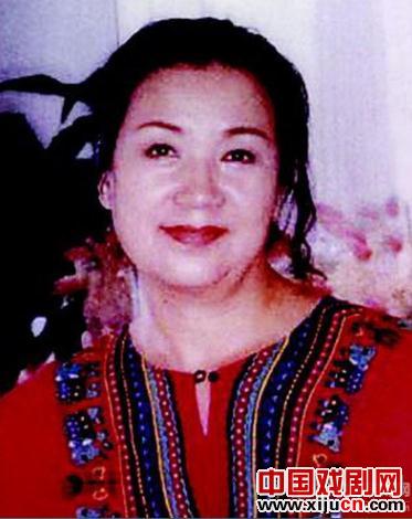 一枝独秀李瑞芳