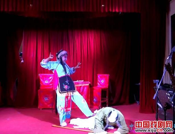 甘肃武威凉州龙门阁另一个版本的《杀狗劝妻》剧照