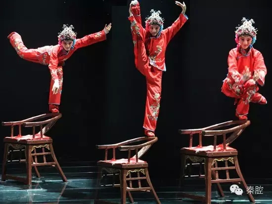 秦腔传统绝技&mdash;&mdash;鞭扫灯花