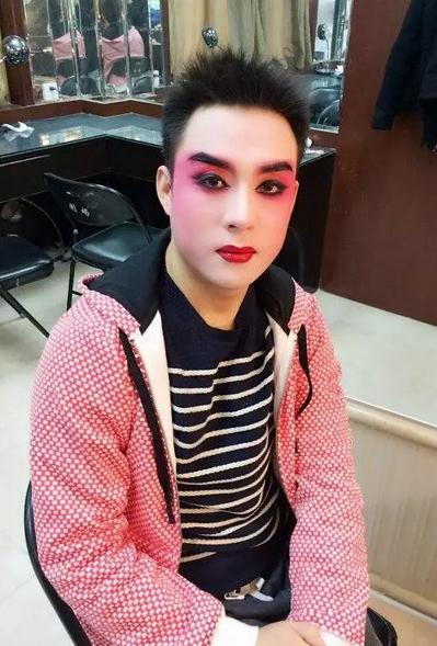 梨园新贵王航走进12月27日《夜话秦腔》