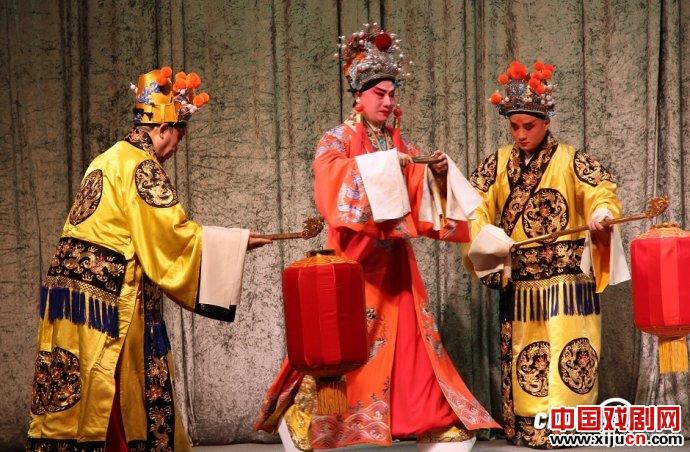 齐爱云2013开年秦腔剧《宇宙锋》彩排照