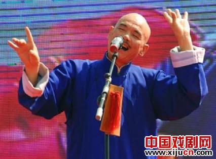 秦腔名家孙存蝶将来武山县献艺