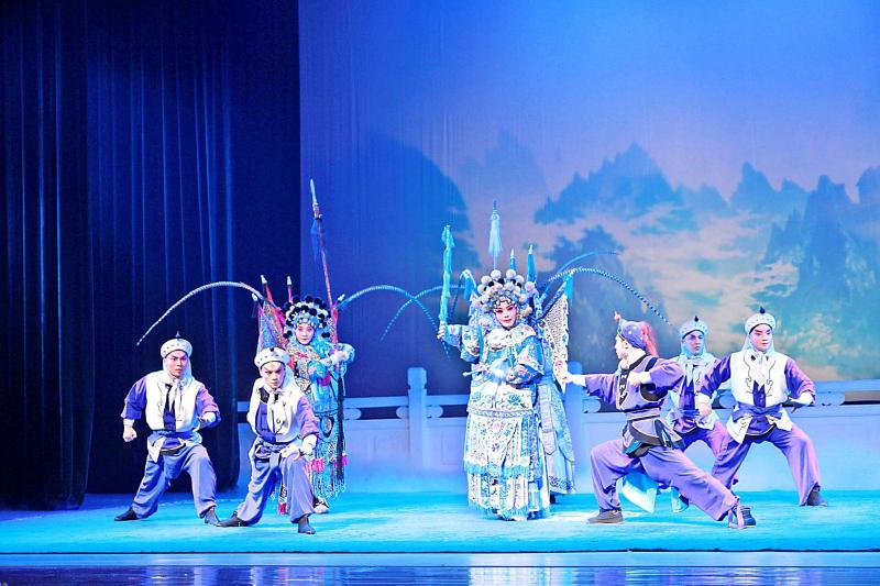 10部秦腔传统折子戏在乌鲁木齐市新中剧院隆重上演