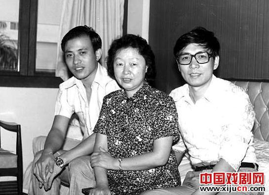 一位驻泰外交官的潮剧情